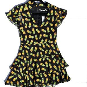 NWT Alice + Olivia Black V neck Pineapple Print Mini Dress Romper 2